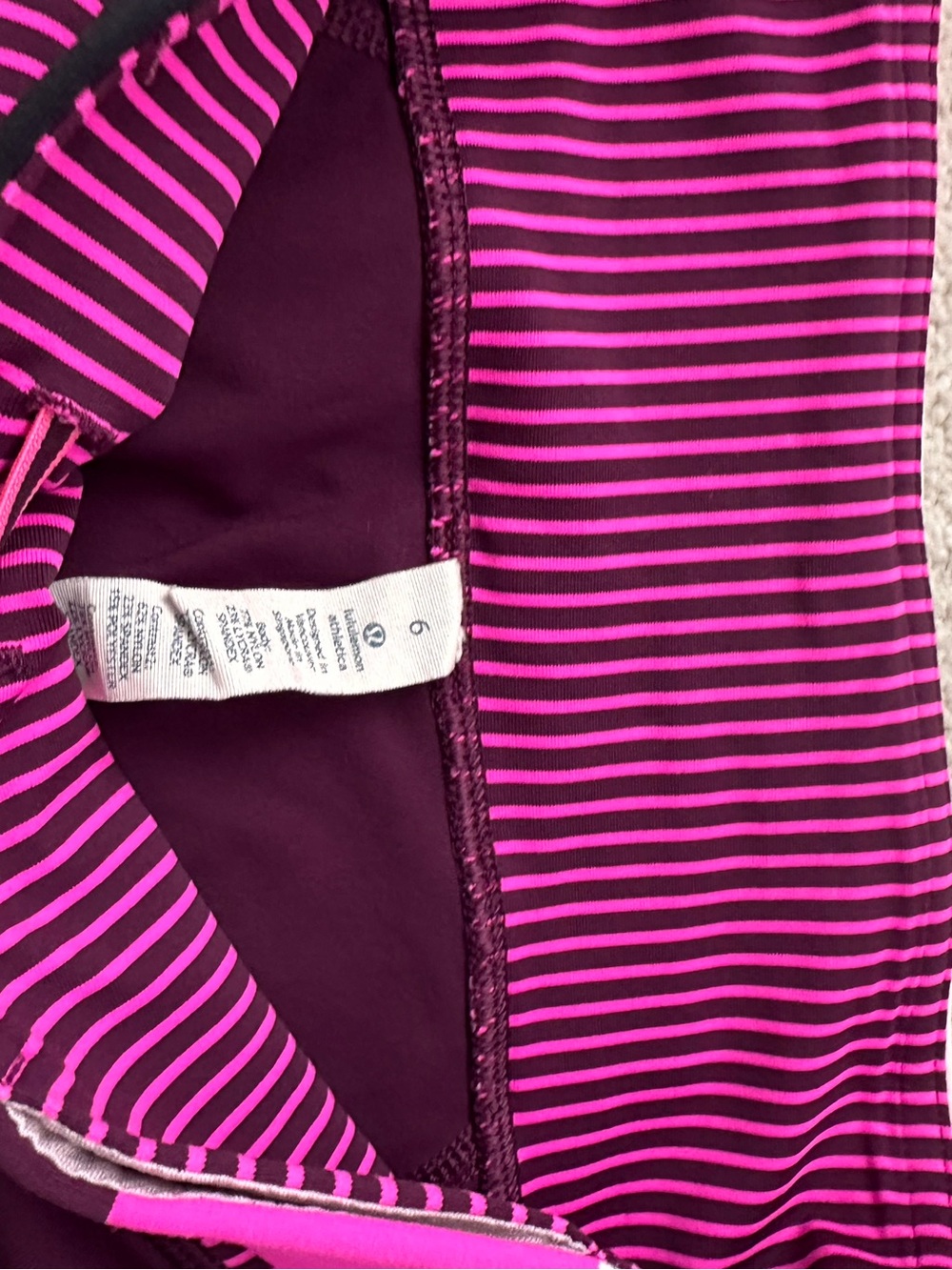 EUC - lululemon athletica Plum & Hot Pink coordinating set - leggings & tank - Picture 4 of 10